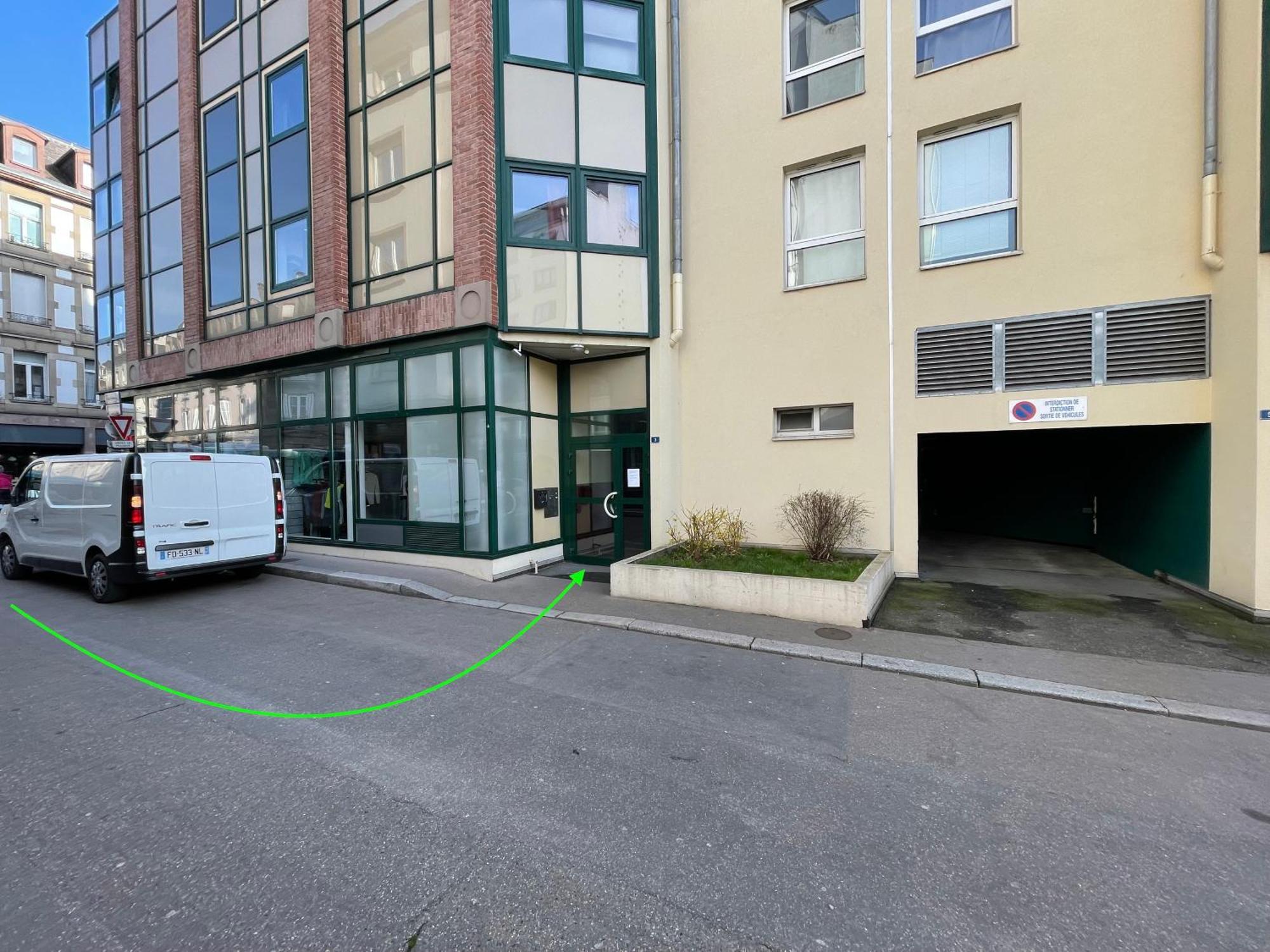 Spacieux Au Centre Apartment